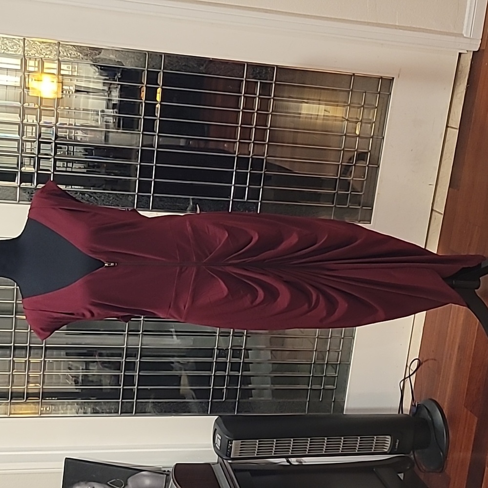 City Chic Zip Front Dress in Wine (Burgundy)